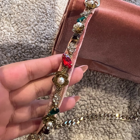 Zara Pink Velvet Purse - Picture 3 of 8
